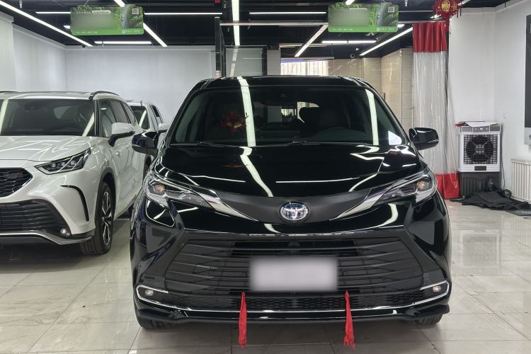 Used Toyota SIENNA 2023 2.5L Hybrid Comfort Edition