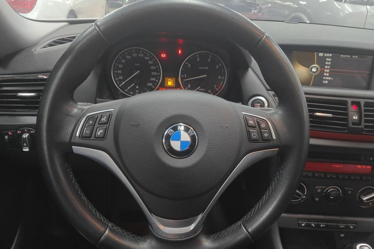 Used BMW X1 2015 sDrive18i Fashion Upgrade Edition