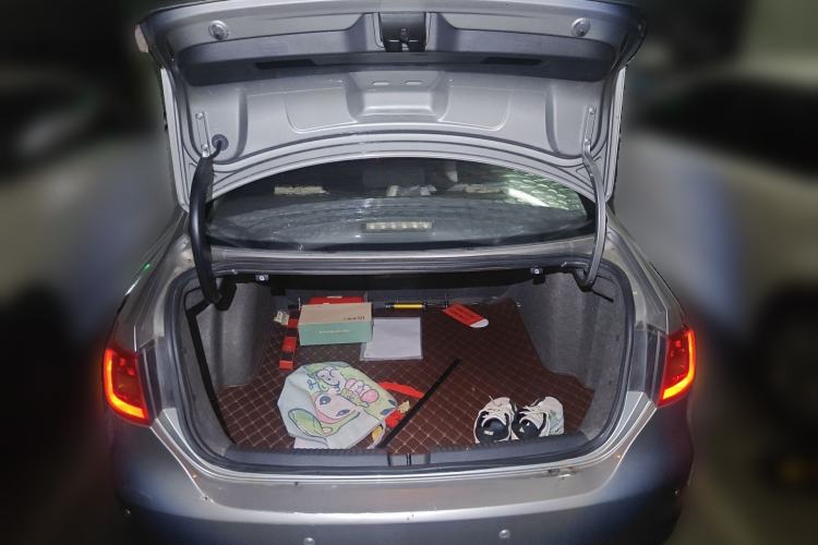 Used Volkswagen Sagitar 2012 1.4TSI Automatic Fashion Edition
