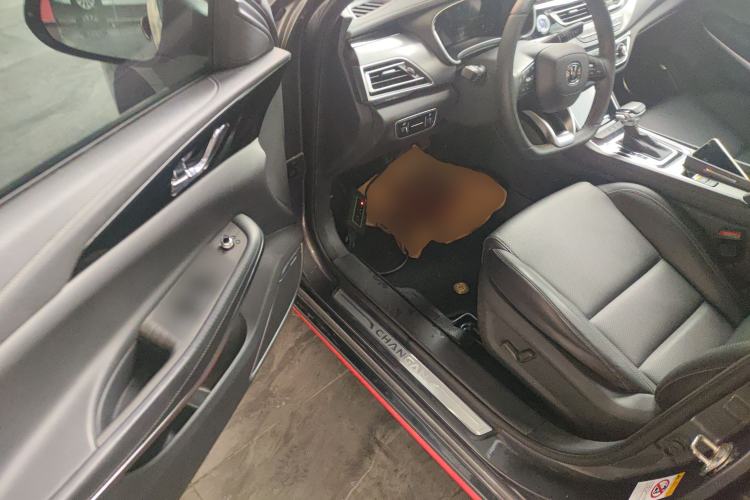 Used Changan Ruicheng CC 2021 Blue Whale Edition 1.5T DCT Prestige Model
