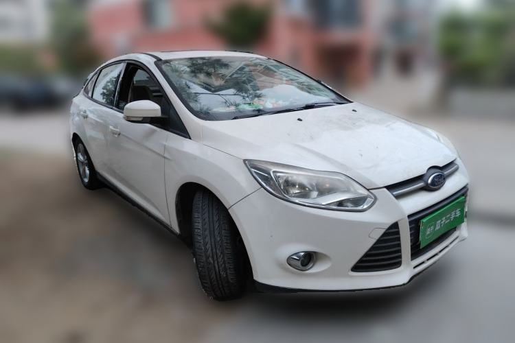 Used Ford Focus 2012 Sedan 1.6L Manual Fashion Edition
