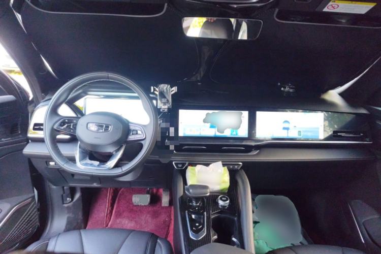 Used Geely Auto Monjaro L 2024 2.0TD DCT EVO Two-Wheel Drive Long-Range Version Center Console