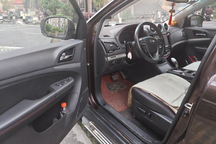 Used BYD S7 2015 2.0T Automatic Prestige Model Driver Seat