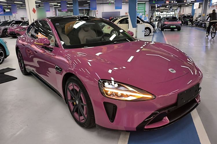 Used Xiaomi Auto SU7 2024 Four-Wheel Drive Ultra-Long Range Advanced Intelligent Driving Max Edition Front Right 45 Deg