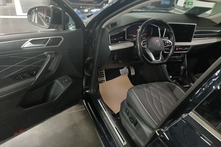 Used Volkswagen Tiguan L 2022 330TSI Automatic Two-Wheel Drive R-Line Enhanced Edition