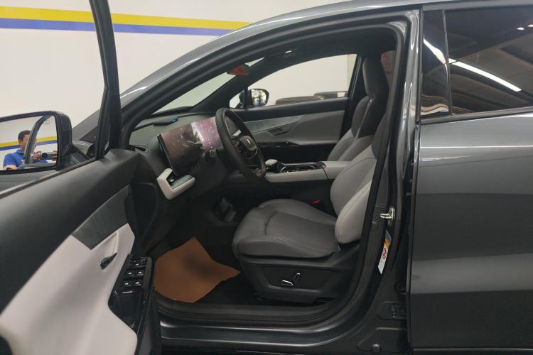 Used CHANGAN UNI-T 2023 Second-Generation 1.5T Prestige Model
