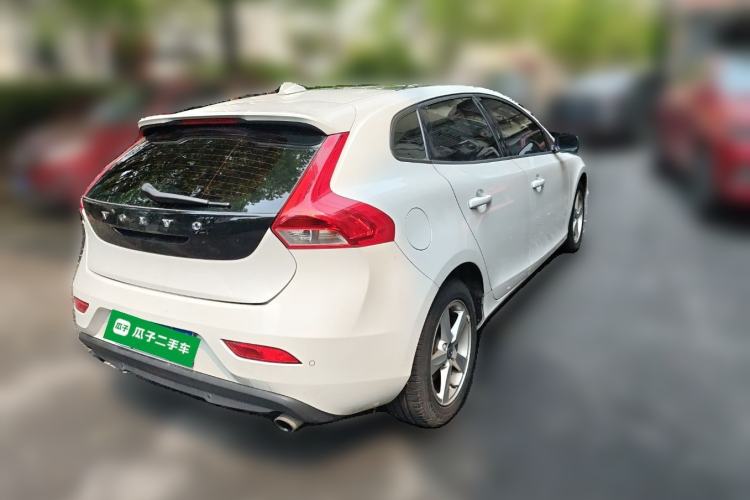 Used Volvo V40 2016 T3 Zhiyi Edition