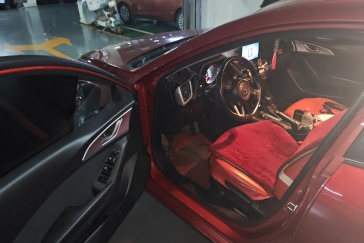 Used Mazda 3 Axela 2017 Sedan 1.5L Automatic Comfort Model Emission Standard China V Driver Seat