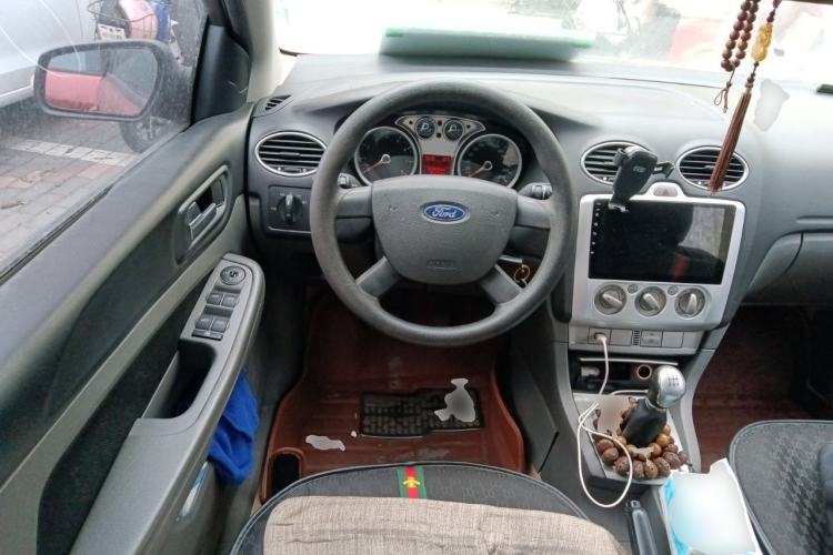 Used Ford Focus 2011 Hatchback 1.8L Manual Comfort Model
