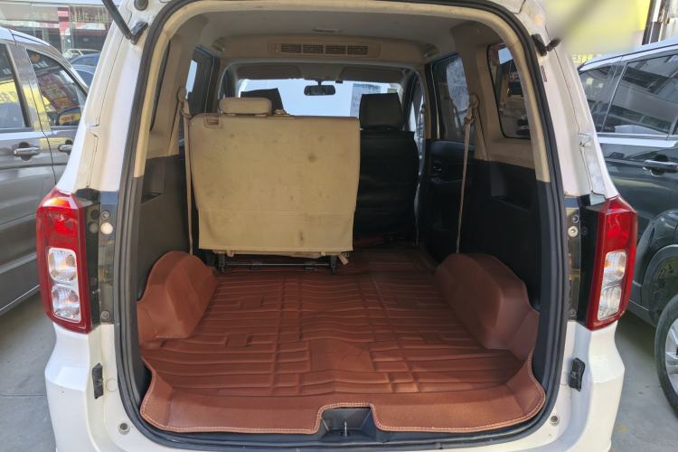 Used Wuling Hongguang 2019 1.5L S Standard Version China VI LAR
