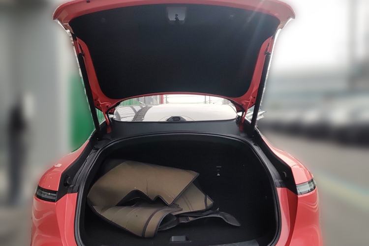 Used Avatr 06 2025 Pro Range-Extended Edition Trunk