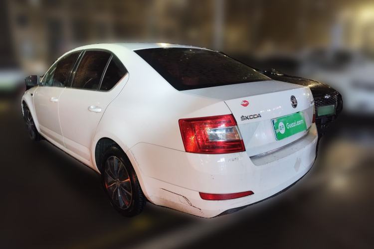 Used Skoda Octavia 2017 1.6L Manual Smart Drive Edition