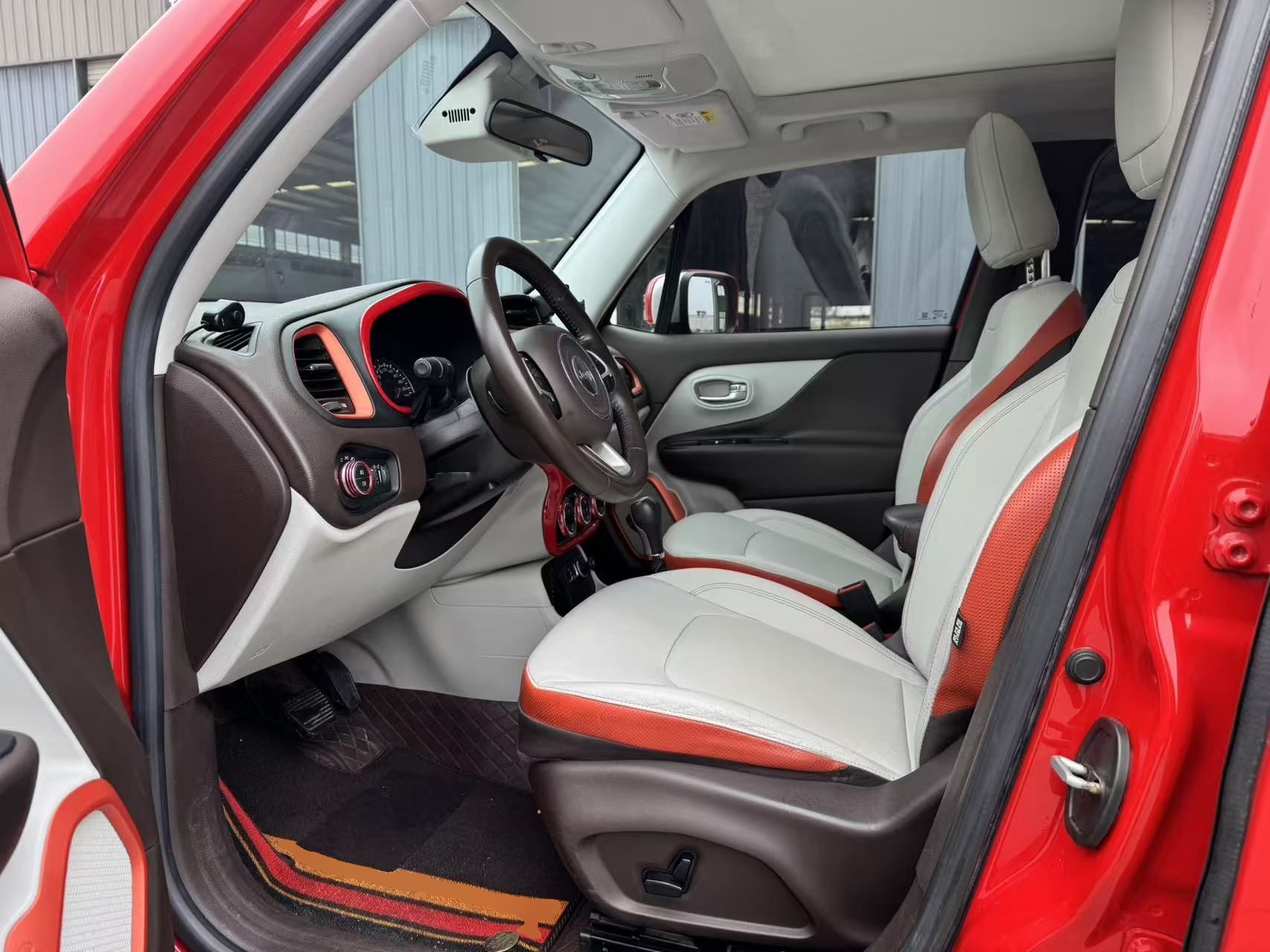 Interior delantero