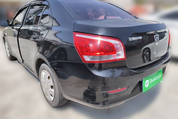 Used Baojun 630 2014 1.5L manual standard version
