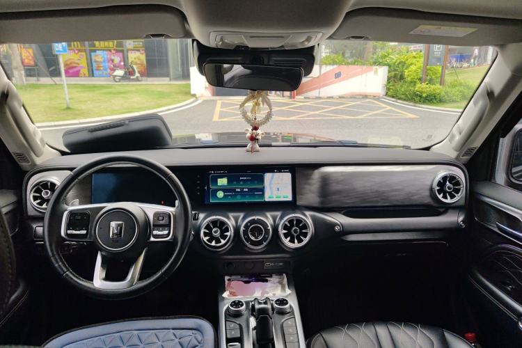 Used Tank 300 2021 Off-Road Edition 2.0T Conqueror Center Console