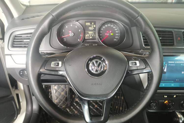 Used Volkswagen Gran Lavida 2017 180TSI DSG Comfort Edition Steering Wheel