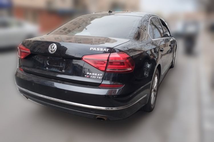 Used Volkswagen Passat 2016 330TSI DSG Luxury Edition Rear Right 45 Deg