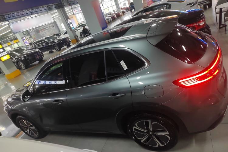 Used Geely Galaxy Galaxy Xingjian 7 EM-i 2025 120km Launch+ Version