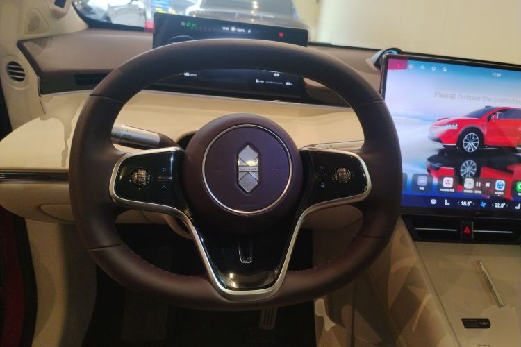 Used Hima Luxeed R7 2026 Model Pure Electric Max+ Steering Wheel