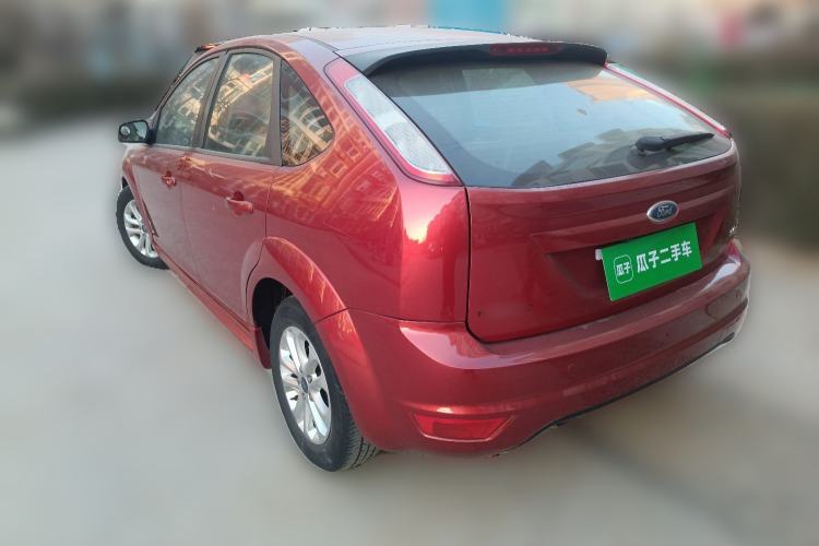 Used Ford Focus 2012 Hatchback Classic 1.8L Automatic Fashion Edition
