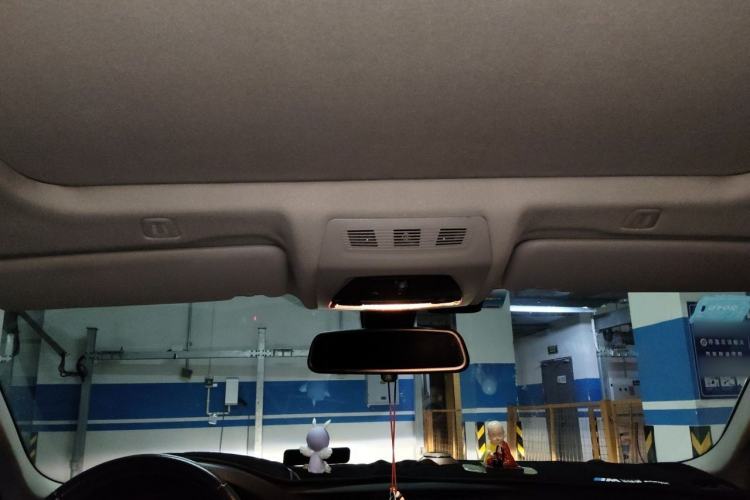 Used BMW 5 Series 2013 525Li Luxury Model