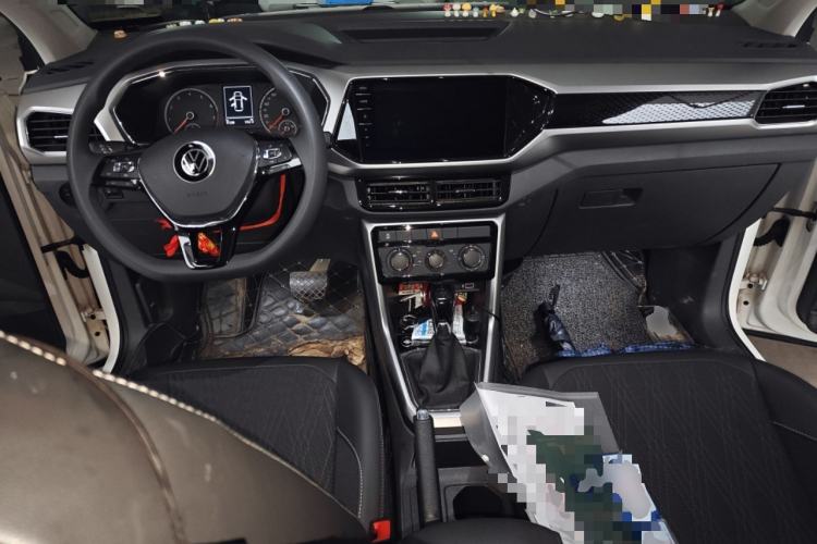 Used Volkswagen T-Cross 2020 280TSI DSG Comfort Edition Center Console