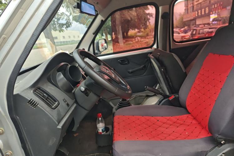 Used Dongfeng Xiaokang D52 2019 1.5L Base Version with Rear Dual Wheels China V Emission Standard DK15 Left Front Seat