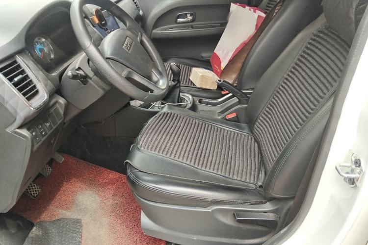 Used Jinbei Gold Hiace 2021 1.5L Passenger Vehicle Travel Lion 5-Seater Left Front Seat