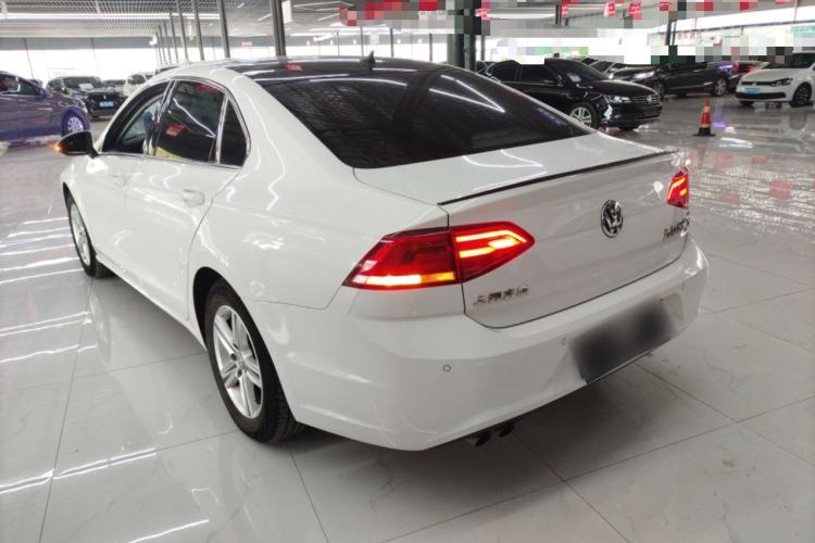 Used Volkswagen Lamando 2018 230TSI DSG Fashion Edition Rear Left 45 Deg