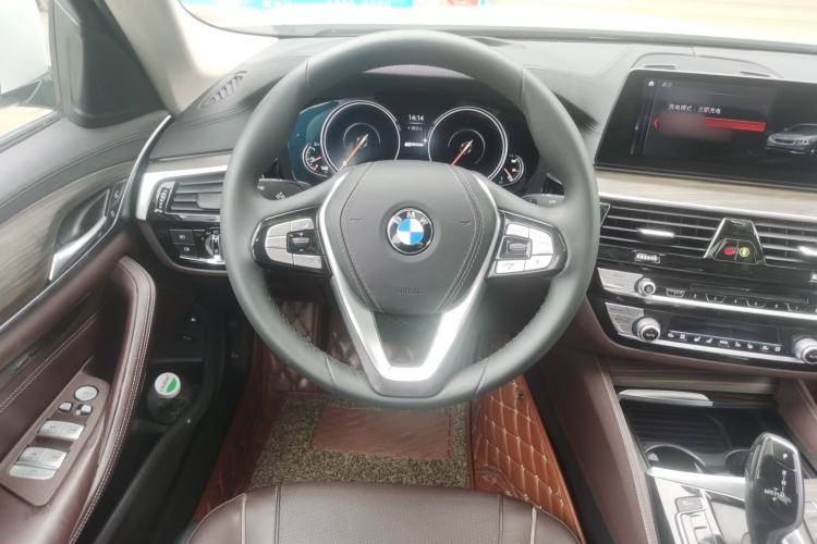 Used BMW 5 Series New Energy 2018 530Le Luxury Package
