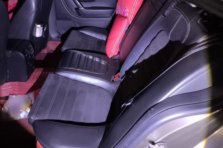 Used Volkswagen FAW-Volkswagen CC 2013 1.8TSI Luxury Model Left Rear Seat