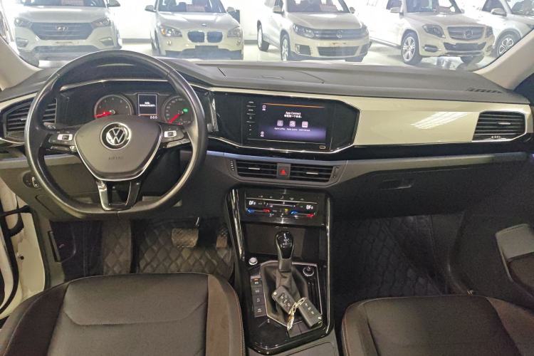 Used Volkswagen Tayron 2022 330TSI Two-Wheel Drive Luxury Smart Connectivity Version