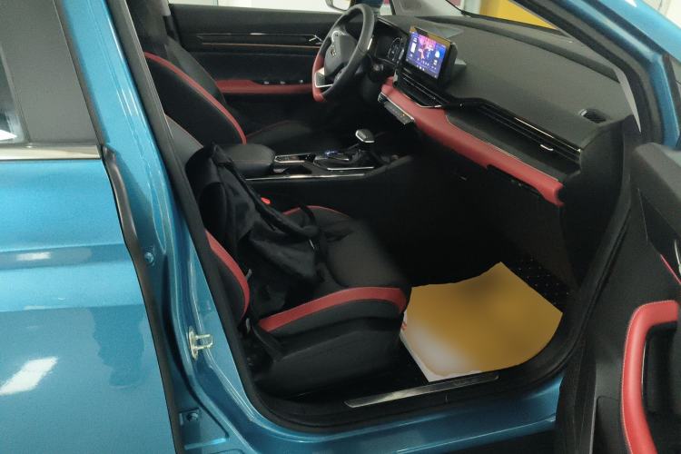 Used Geely Auto Emgrand S 2021 1.4T CVT Luxury Version Right Front Seat