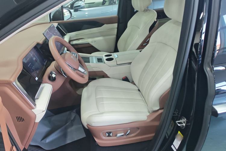 Used BYD Xia 2025 DM-i 1.5T 180km Excellence Model Left Front Seat