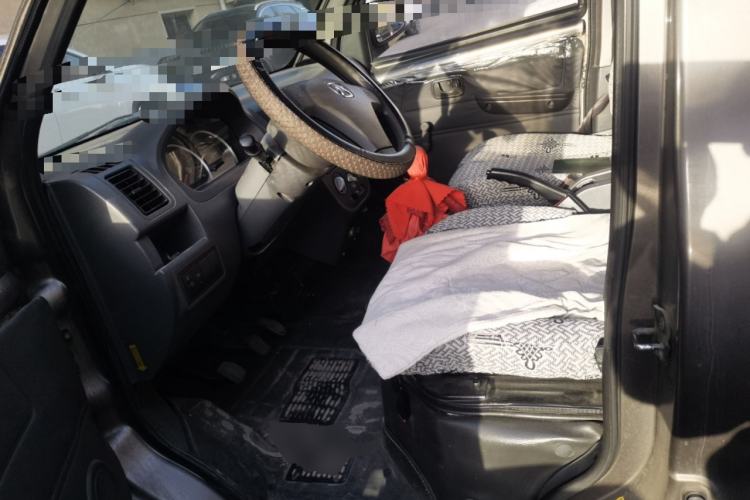 Used BAIC Weiwang 306 2011 1.3L luxury version 8 seats
