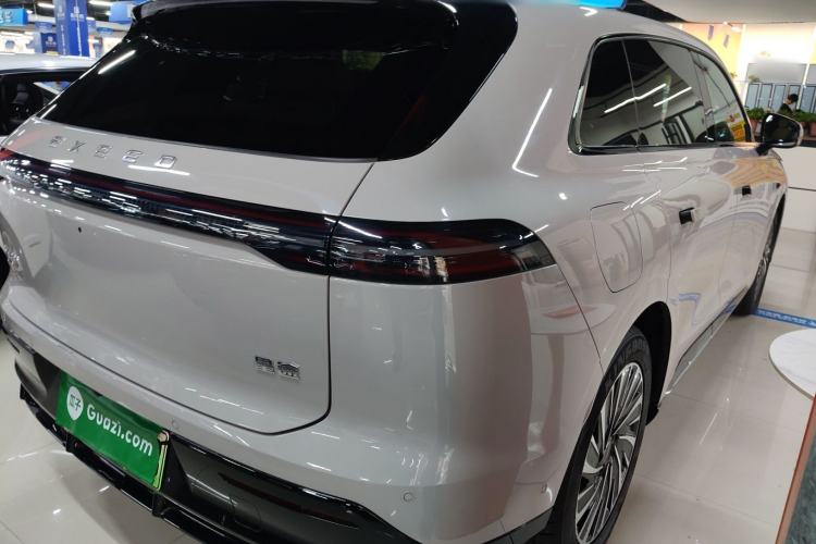 Used EXEED Star Era ET 2024 Extended-Range 240 Ultra All-Wheel Drive Exterior 5