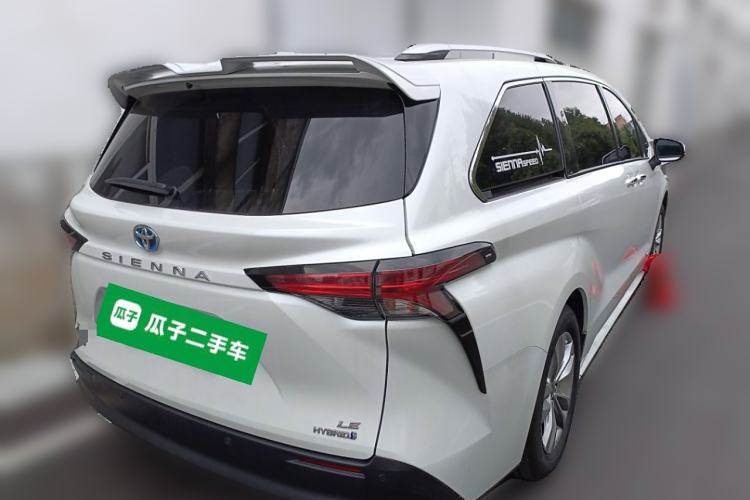 Used Toyota SIENNA 2023 2.5L Hybrid Comfort Edition
