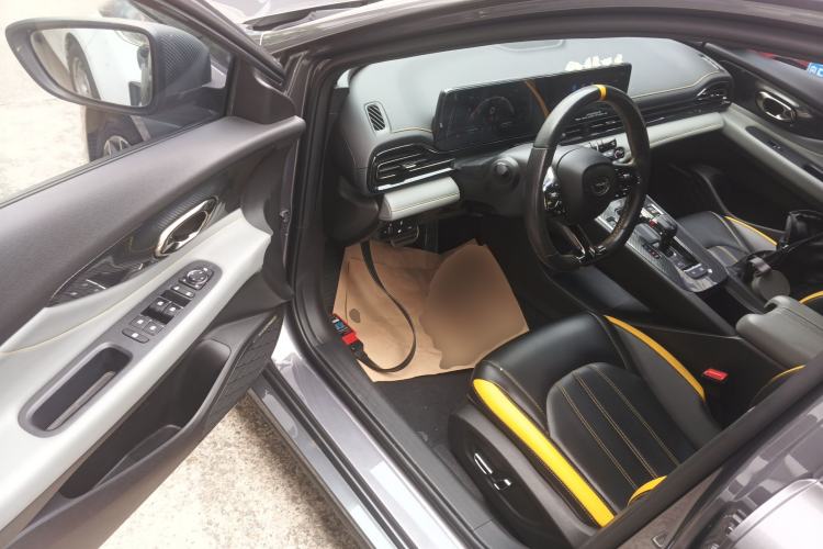 Used GAC Trumpchi EMPOW 2021 270T DCT J15 Version Driver Seat