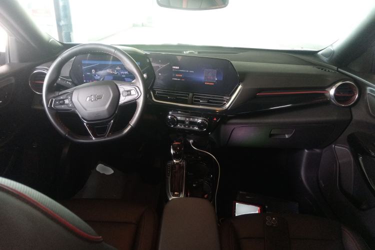 Used Chevrolet Seeker 2022 1.5T CVT RS Bee Wave Edition Center Console