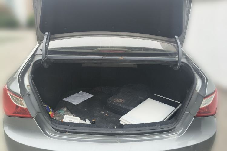 Used Hyundai Sonata 2011 2.0L Automatic Luxury Edition