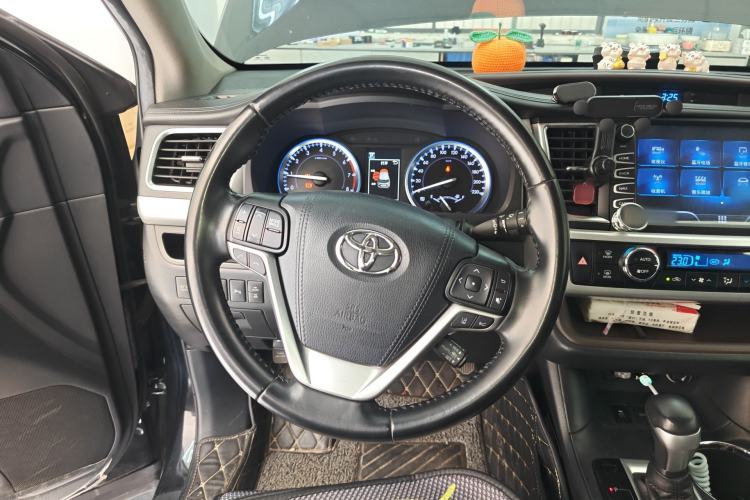 Used Toyota Highlander 2018 2.0T Four-Wheel Drive Prestige Version 7 Seats China VI Standard