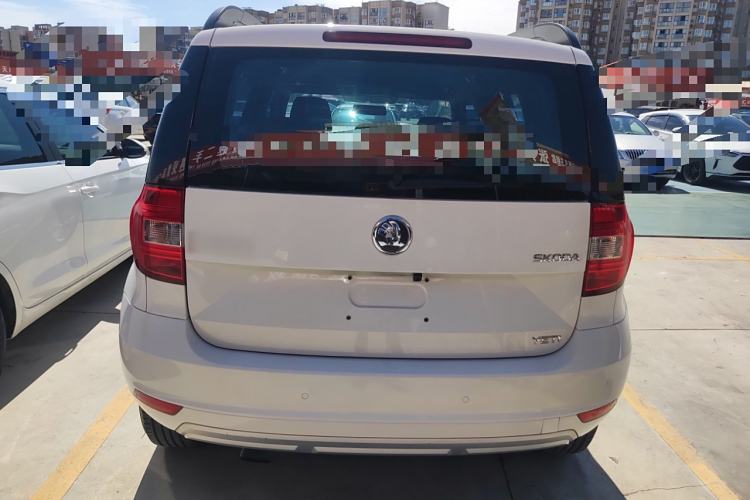 Used Skoda Yeti 2014 1.6L Manual Colorful Edition
