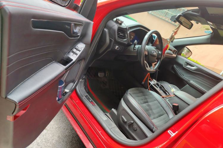 Used Ford Escape 2020 EcoBoost 245 Four-Wheel Drive ST-LINE Deluxe Edition
