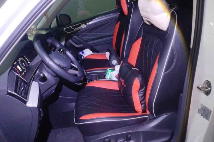 Used Volkswagen Tiguan L 2023 330TSI Automatic Two-Wheel Drive R-Line Enjoyment Edition Left Front Seat