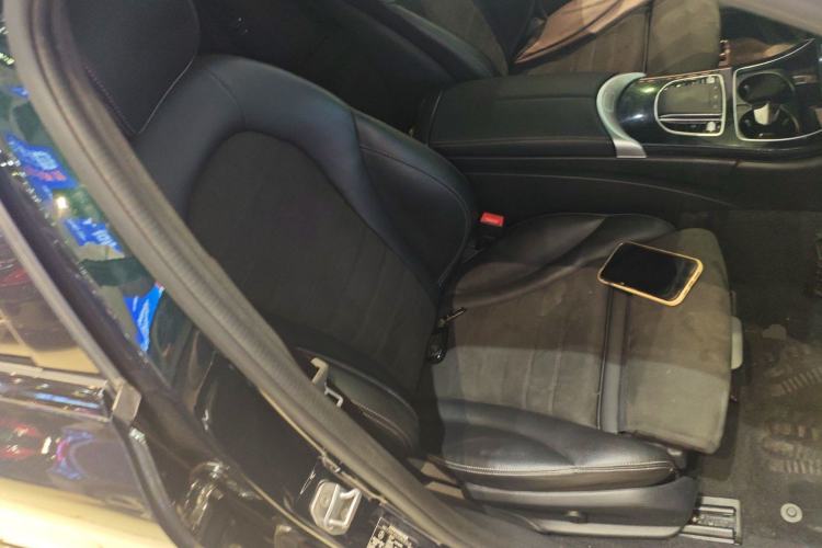 Used Mercedes-Benz C-Class 2019 C 260 Sport Edition 4MATIC Right Front Seat