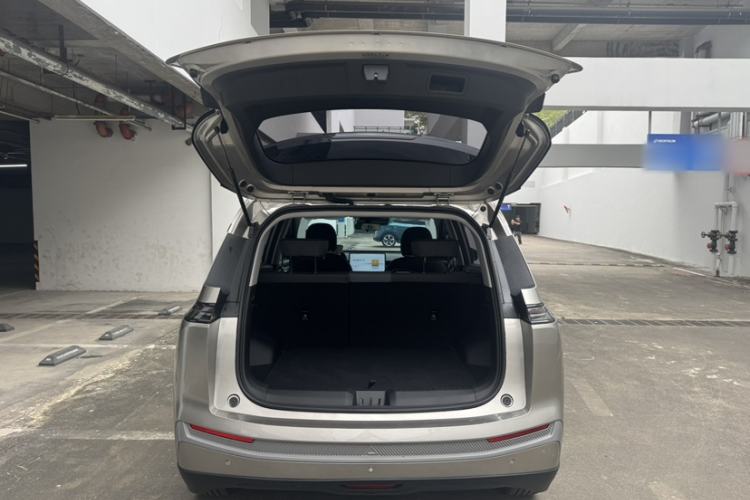 Used AION Y 2023 Plus 610 Enjoy Edition Trunk