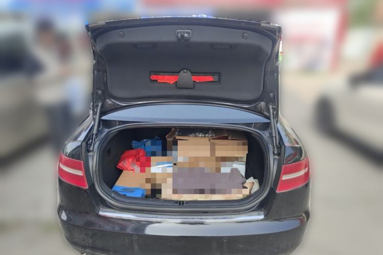 Used Audi A6L 2010 2.4L Comfort Edition Trunk