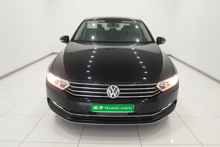Used Volkswagen Magotan 2018 330TSI DSG Advanced Model Front
