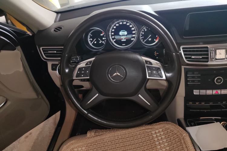 Used Mercedes-Benz E-Class 2015 E 260 L Steering Wheel