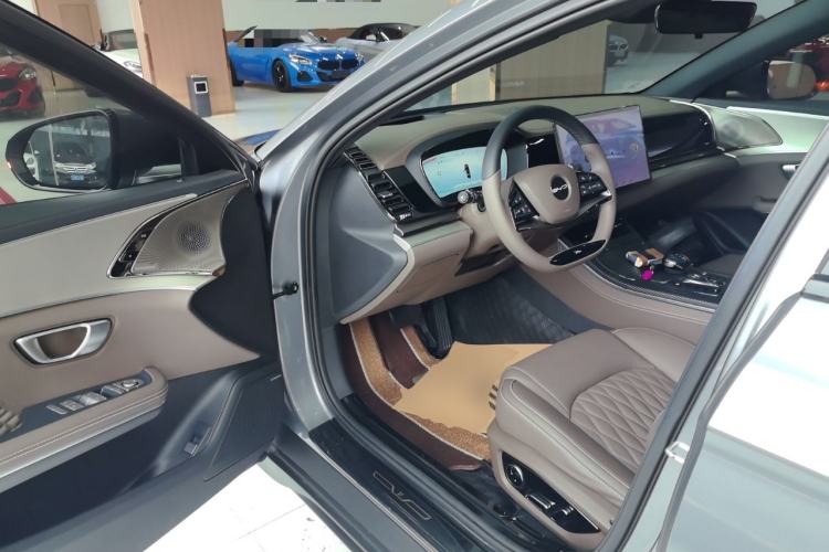 Used BYD Han 2022 EV Genesis Edition 715KM Front-Wheel-Drive Prestige Model
